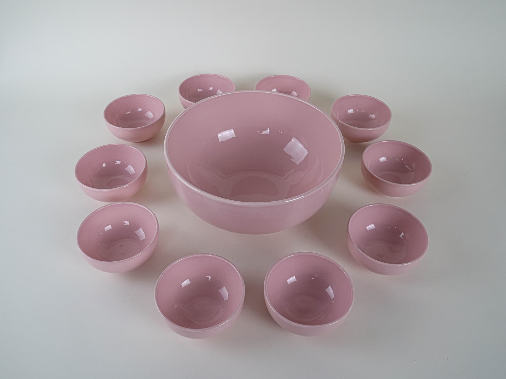 Set of bowls, pink ceramic, France, 1980s. - 222907