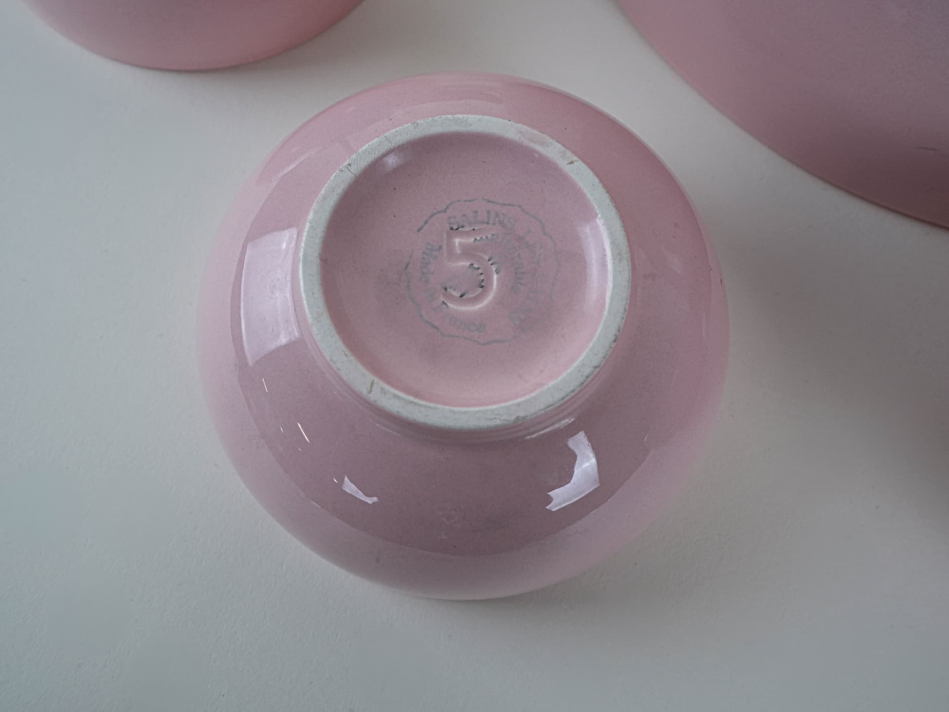 Set of bowls, pink ceramic, France, 1980s. - 222910