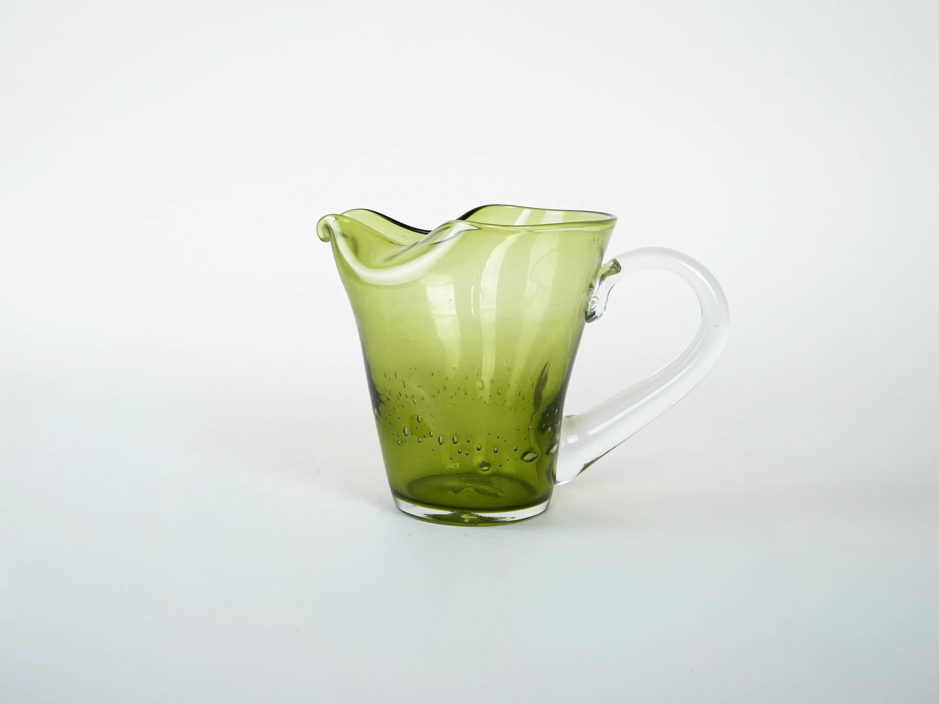 Dzbanek, oliwkowy, szkło, Włochy, lata 60. - 223101