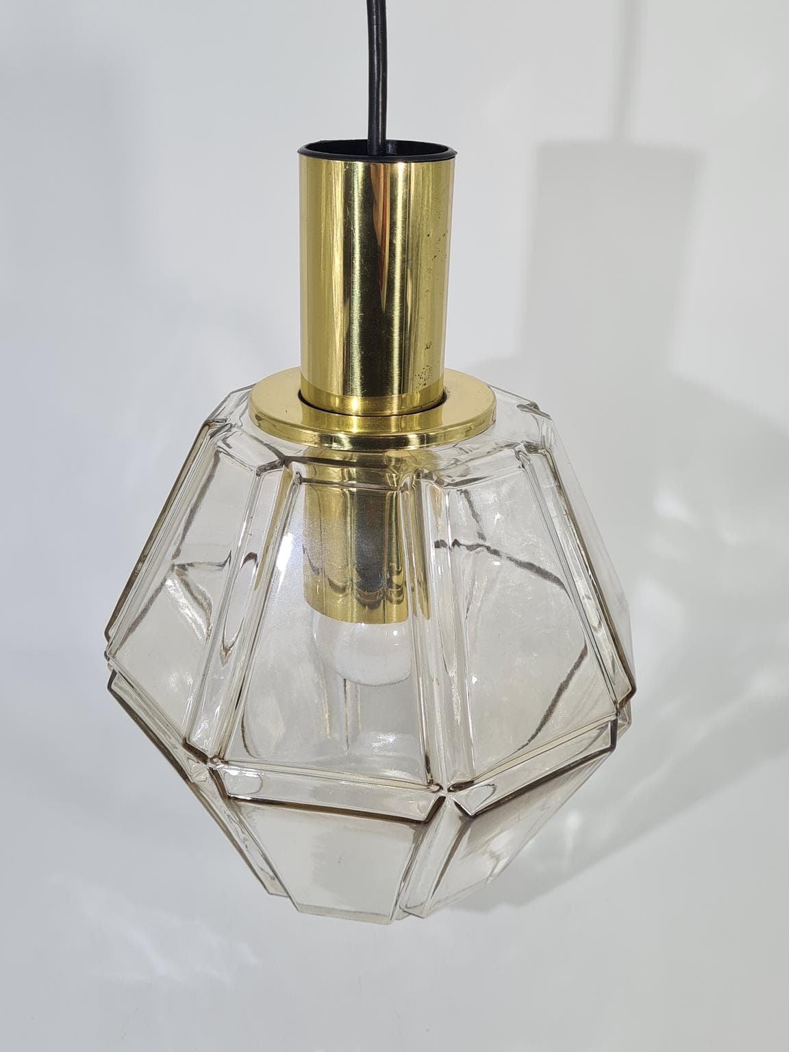 Pendant lamp, faceted transparent glass, brass, Glashütte Limburg, Germany, 1960s. - 223313