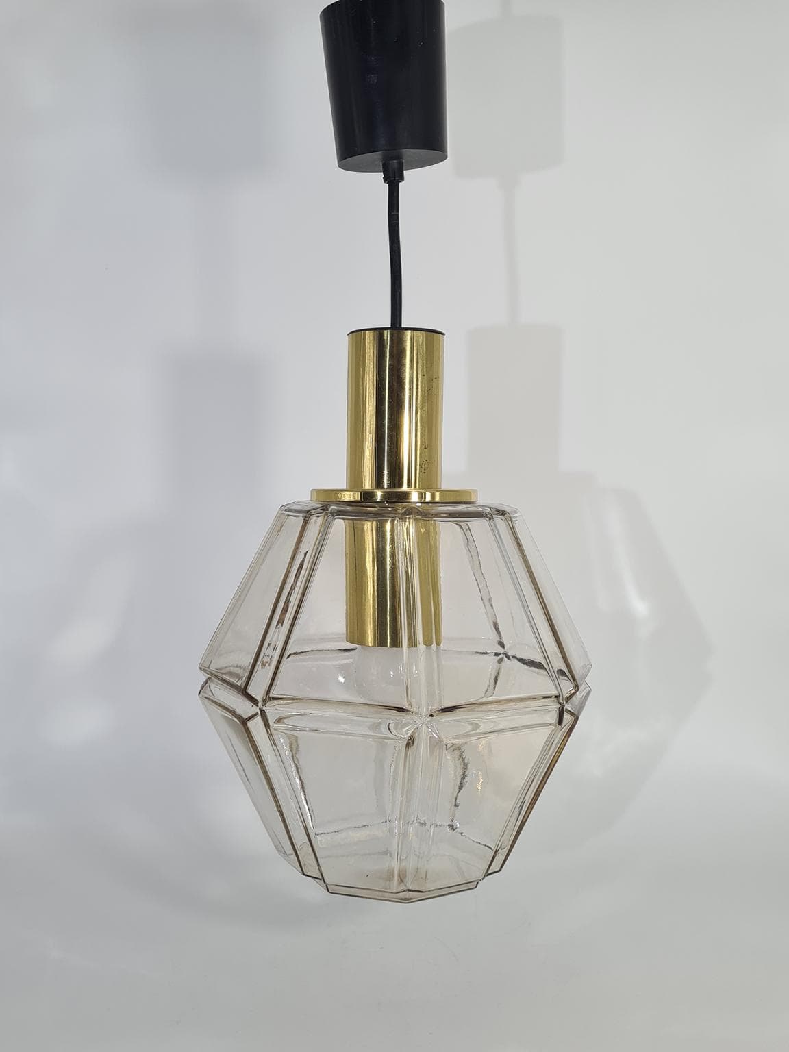 Pendant lamp, faceted transparent glass, brass, Glashütte Limburg, Germany, 1960s. - 223311