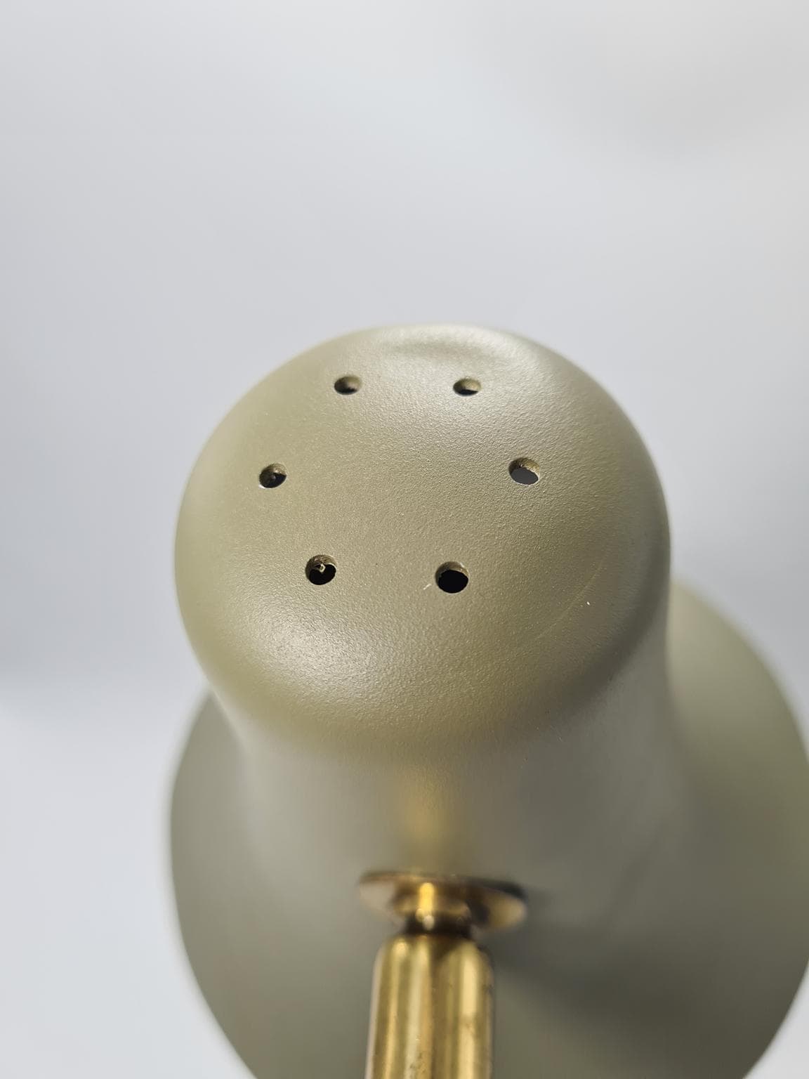 Lampa stołowa, Mid-Century Modern, oliwkowy, szary, mosiądz, czarny, metal, mosiądz, Europa, lata 60. - 223364