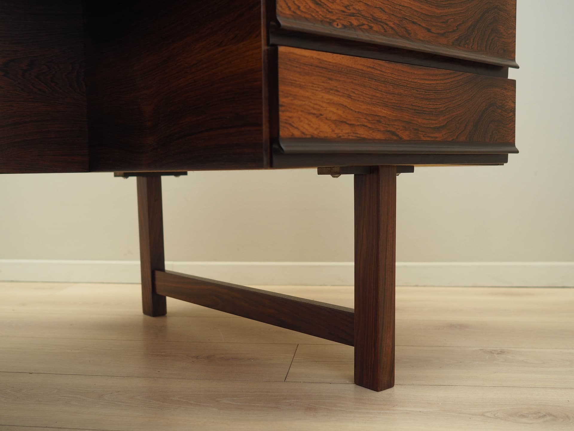 Desk, dark rosewood, Denmark, 1970s. - 223468