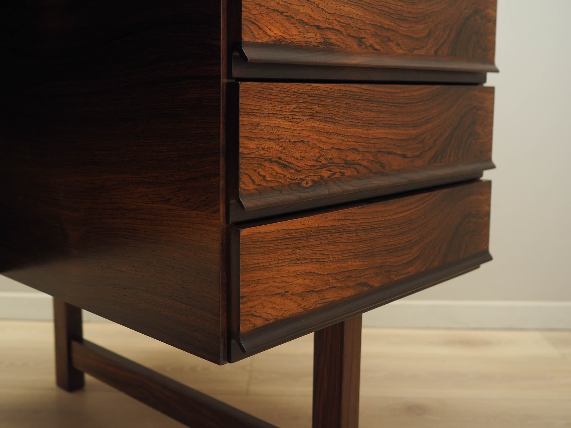 Desk, dark rosewood, Denmark, 1970s. - 223469