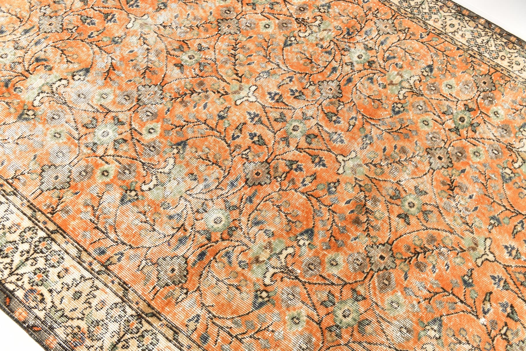 Dywan 182x282 cm, koralowy, beżowy, wełna, Turcja, lata 70. - 224173