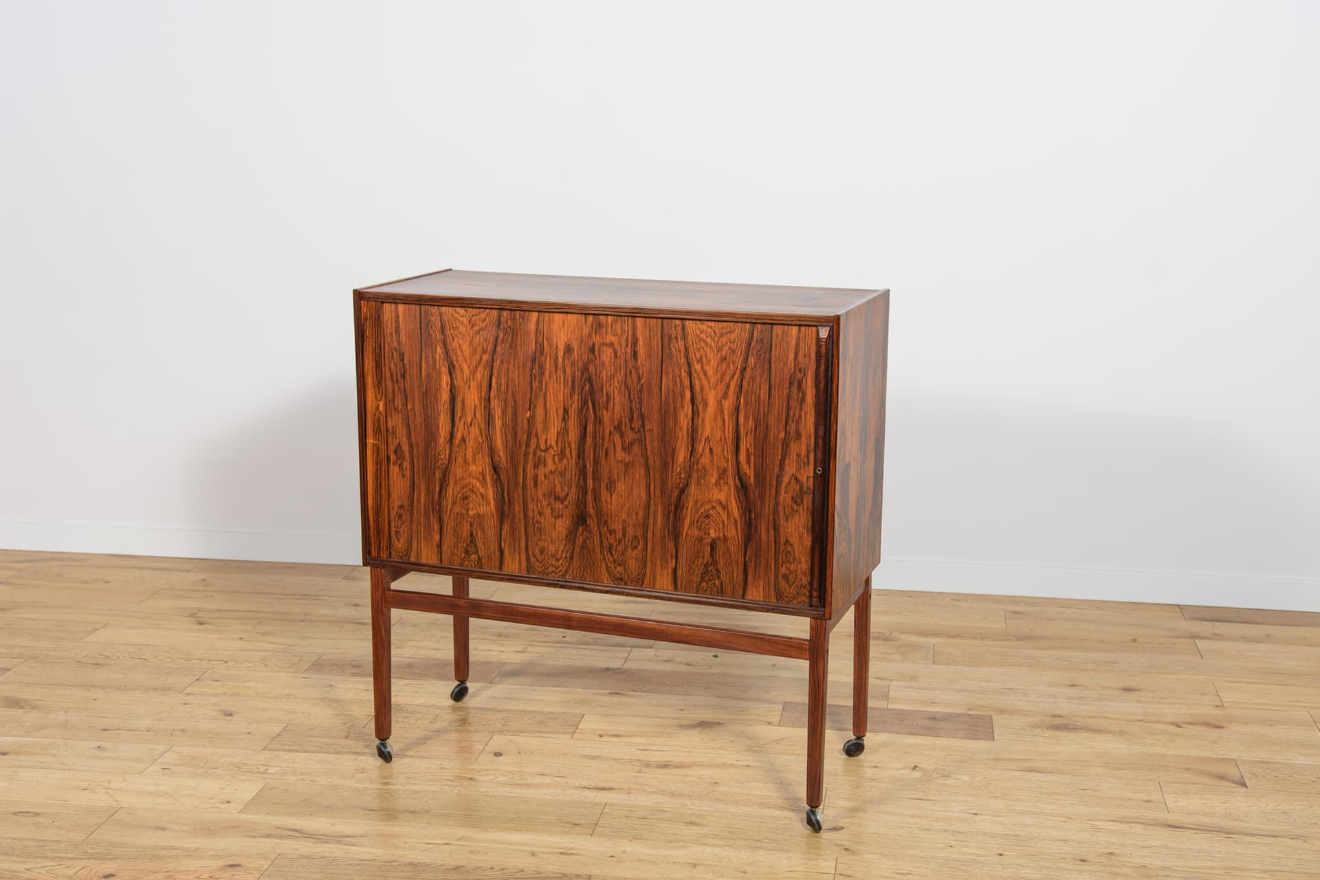Bar cabinet, brown rosewood, Denmark, 1960s. - 224338