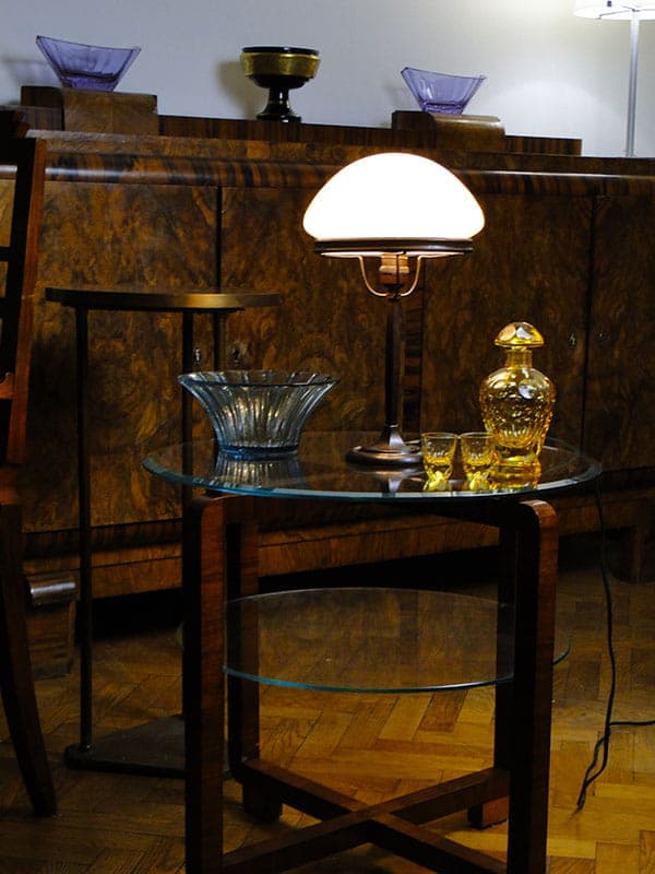 Lampa gabinetowa, metal brązowy, szkło białe, Polska, początek XX w. - 224524