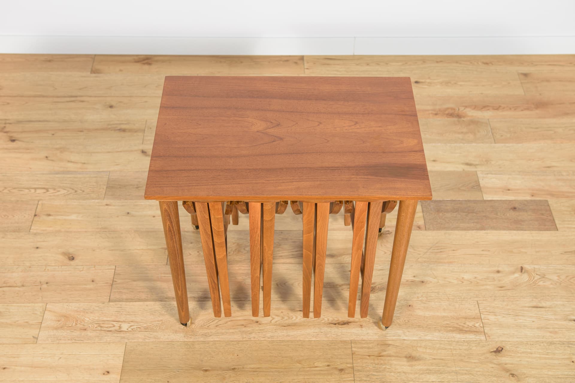 Komplet stolików gniazdowych, teak brązowy, buk, proj. P. Hundevad, Czechosłowacja, lata 60. - 224734