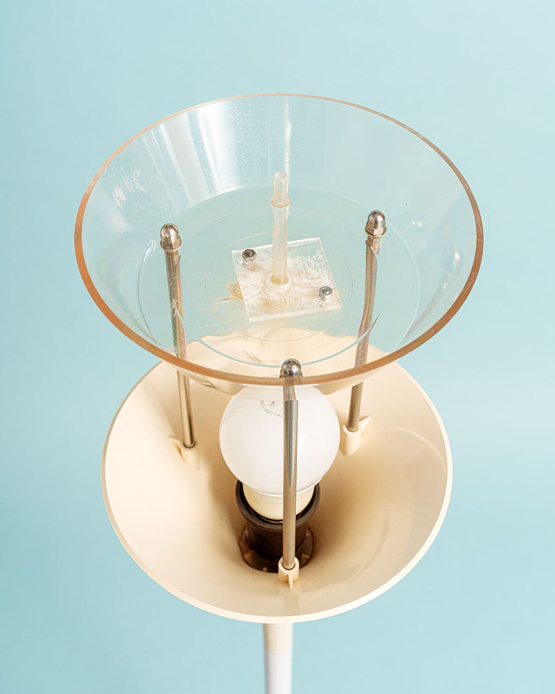 Lampa podłogowa Panthella, biały, metal tworzywo, proj. V. Panton, Louis Poulsen, Dania, lata 70. - 224763