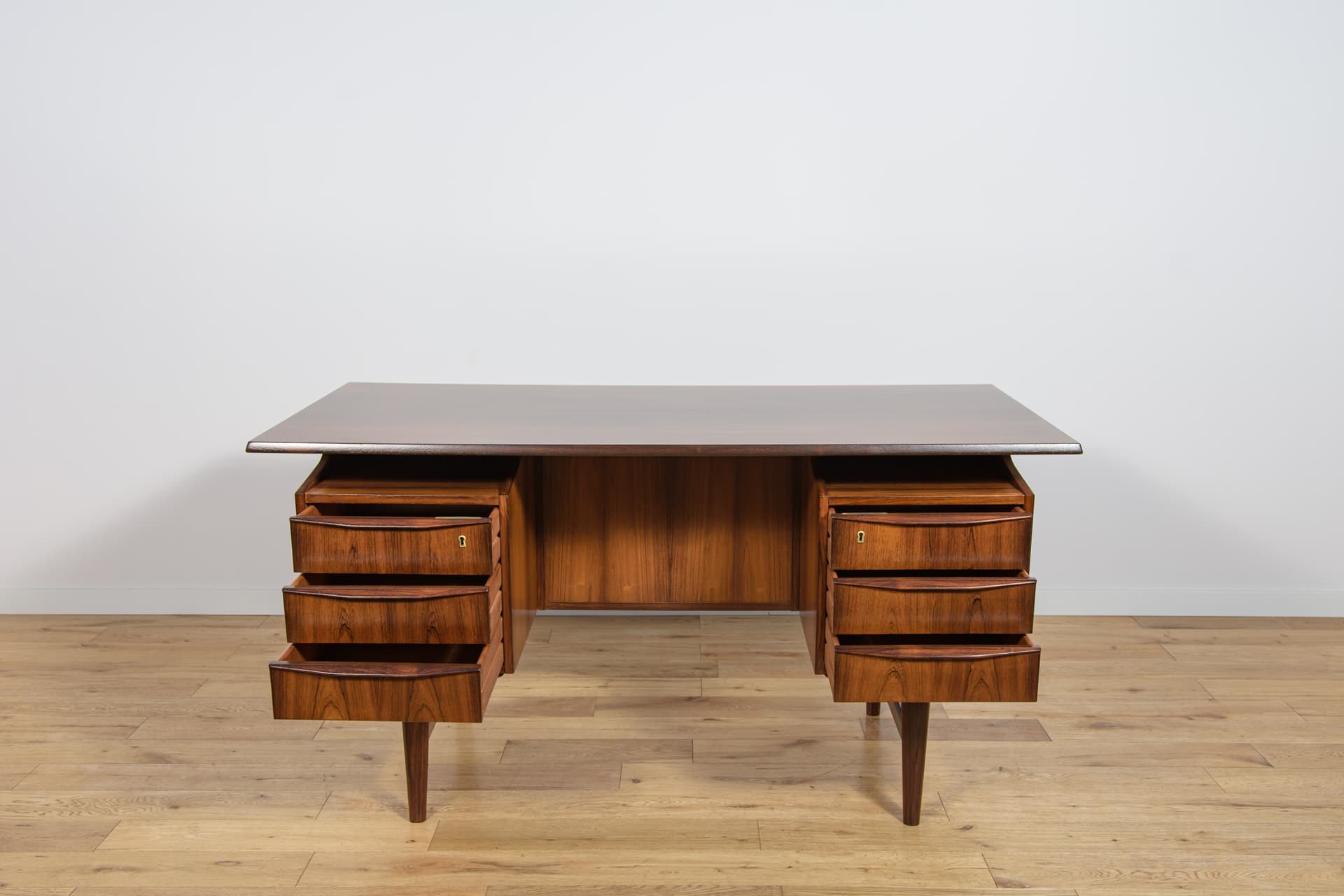 Biurko wolnostojące, palisander brązowy, Dania, lata 60. - 224784