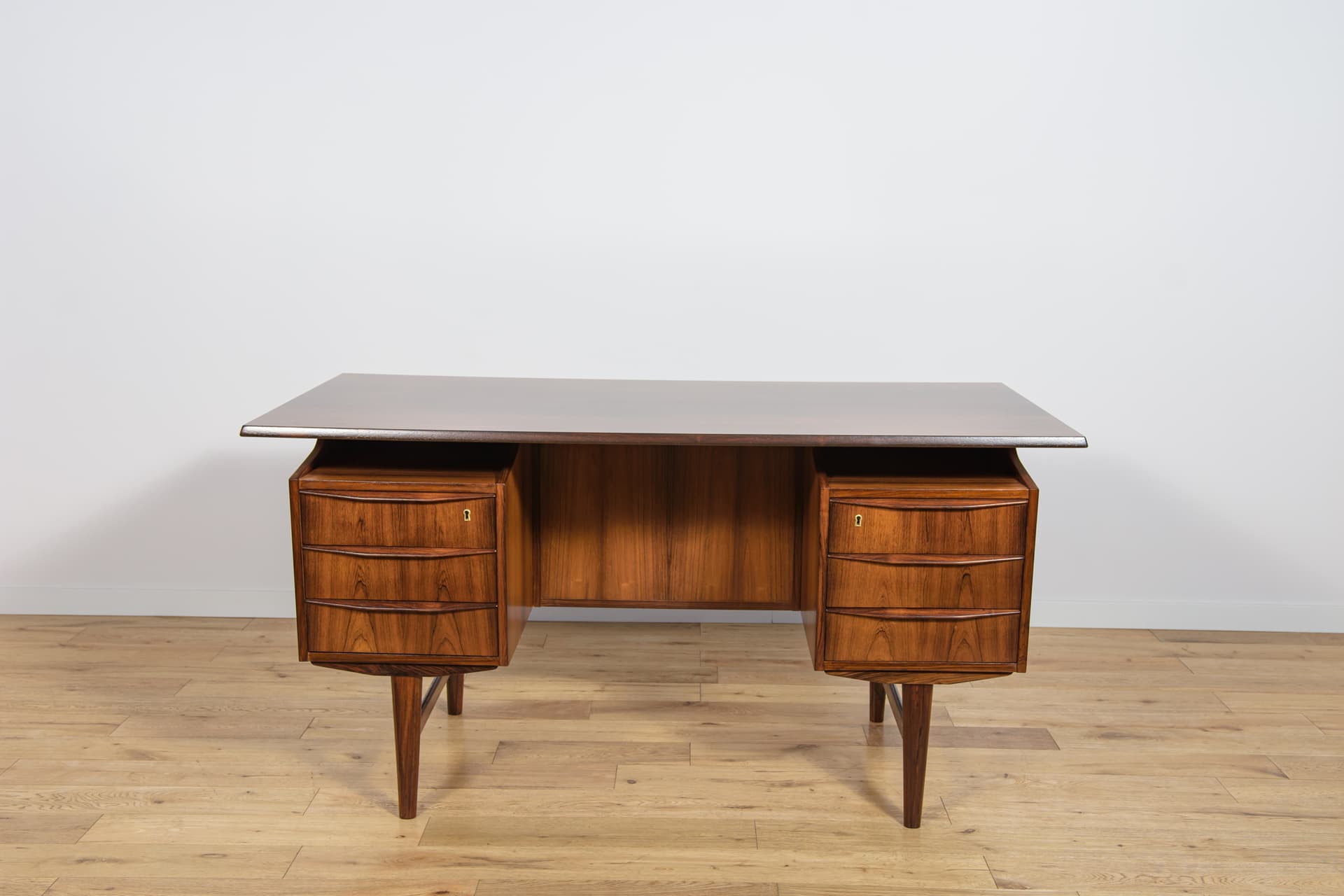 Biurko wolnostojące, palisander brązowy, Dania, lata 60. - 224778