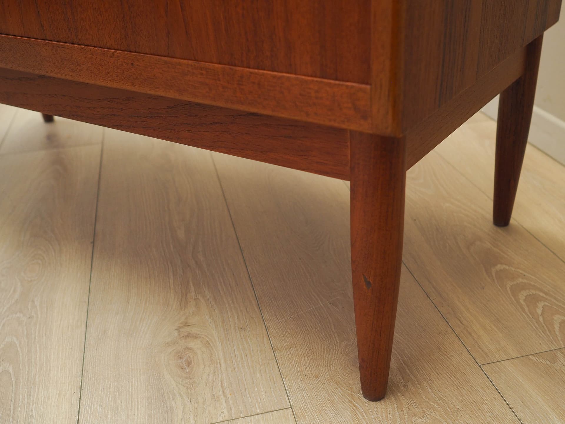 Sekretarzyk, teak brązowy, proj. E. Torvits, Klim Møbelfabrik, Dania, lata 60. - 224912