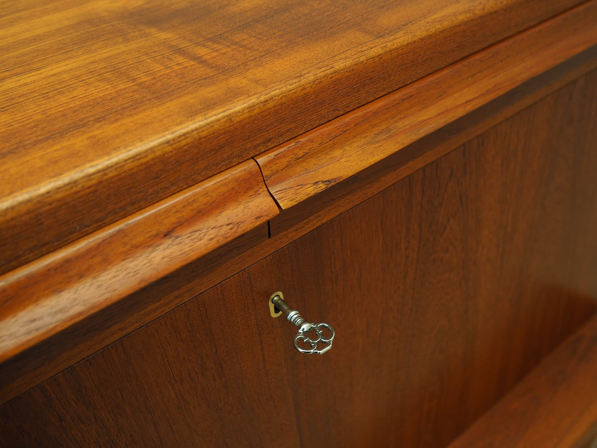 Sekretarzyk, teak brązowy, proj. E. Torvits, Klim Møbelfabrik, Dania, lata 60. - 224908