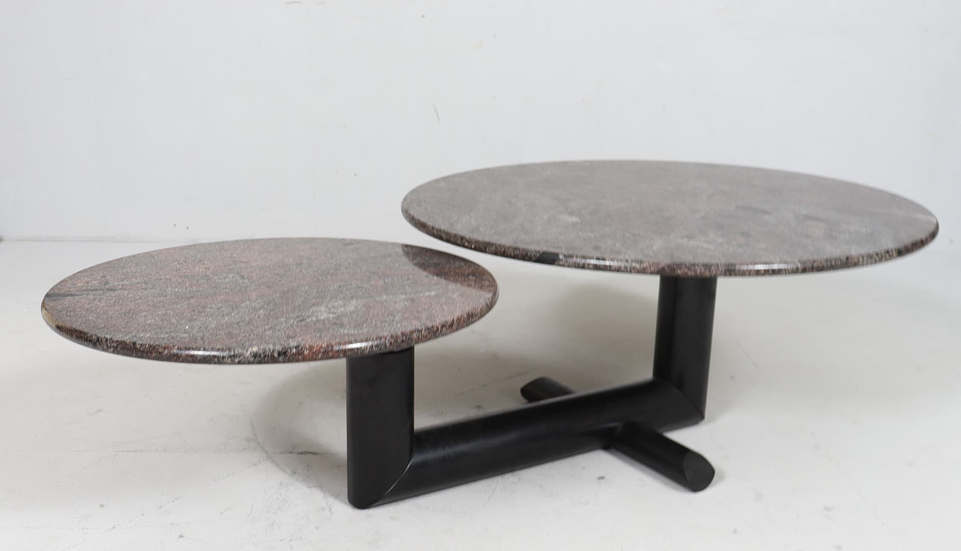 Granite coffee table Ø60/90 cm grey, postmodern, Italy 1980s - 225236