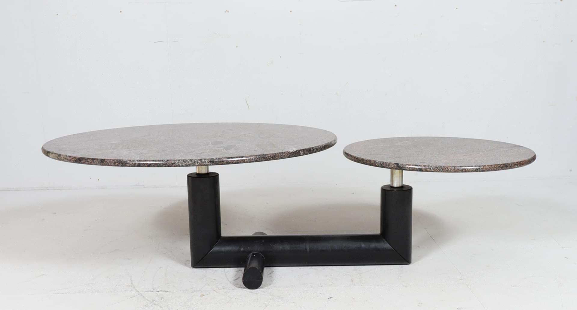 Granite coffee table Ø60/90 cm grey, postmodern, Italy 1980s - 225237