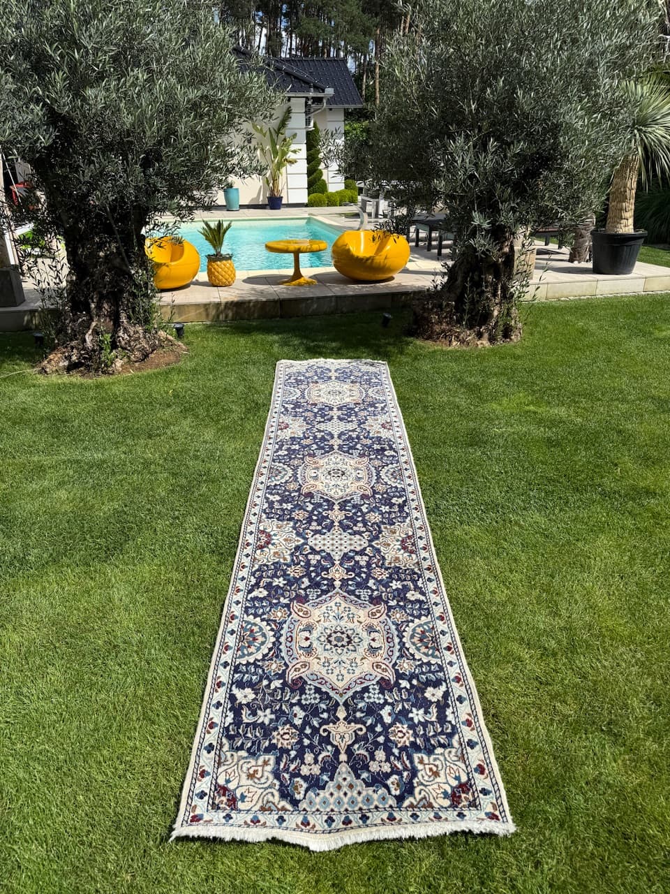 Chodnik perski Nain 385x85 cm, niebieski, wełna jedwab, Iran - 225597