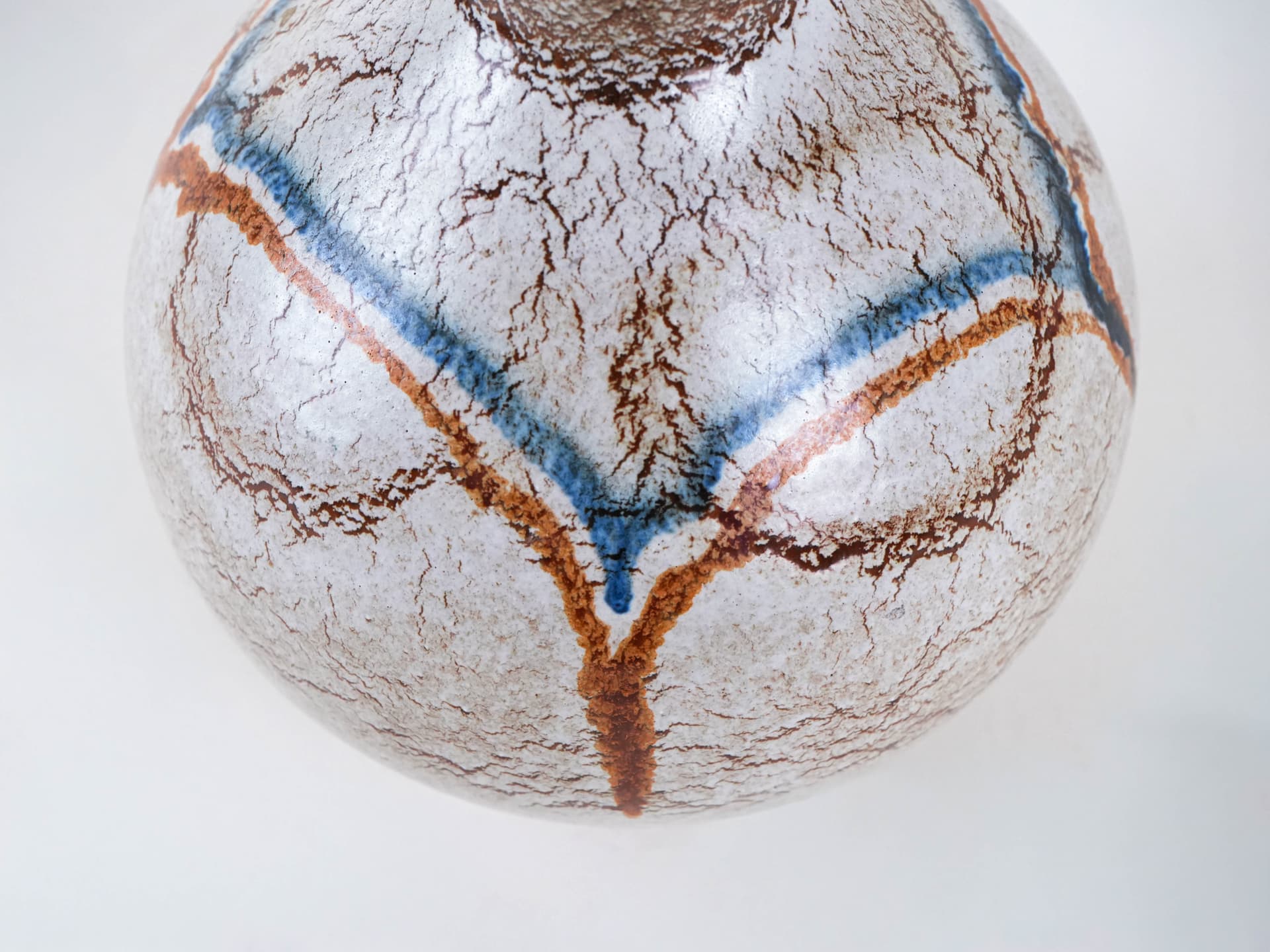 Vase, mid-century modern, beige, ceramics, Italy, 1960s. - 225833