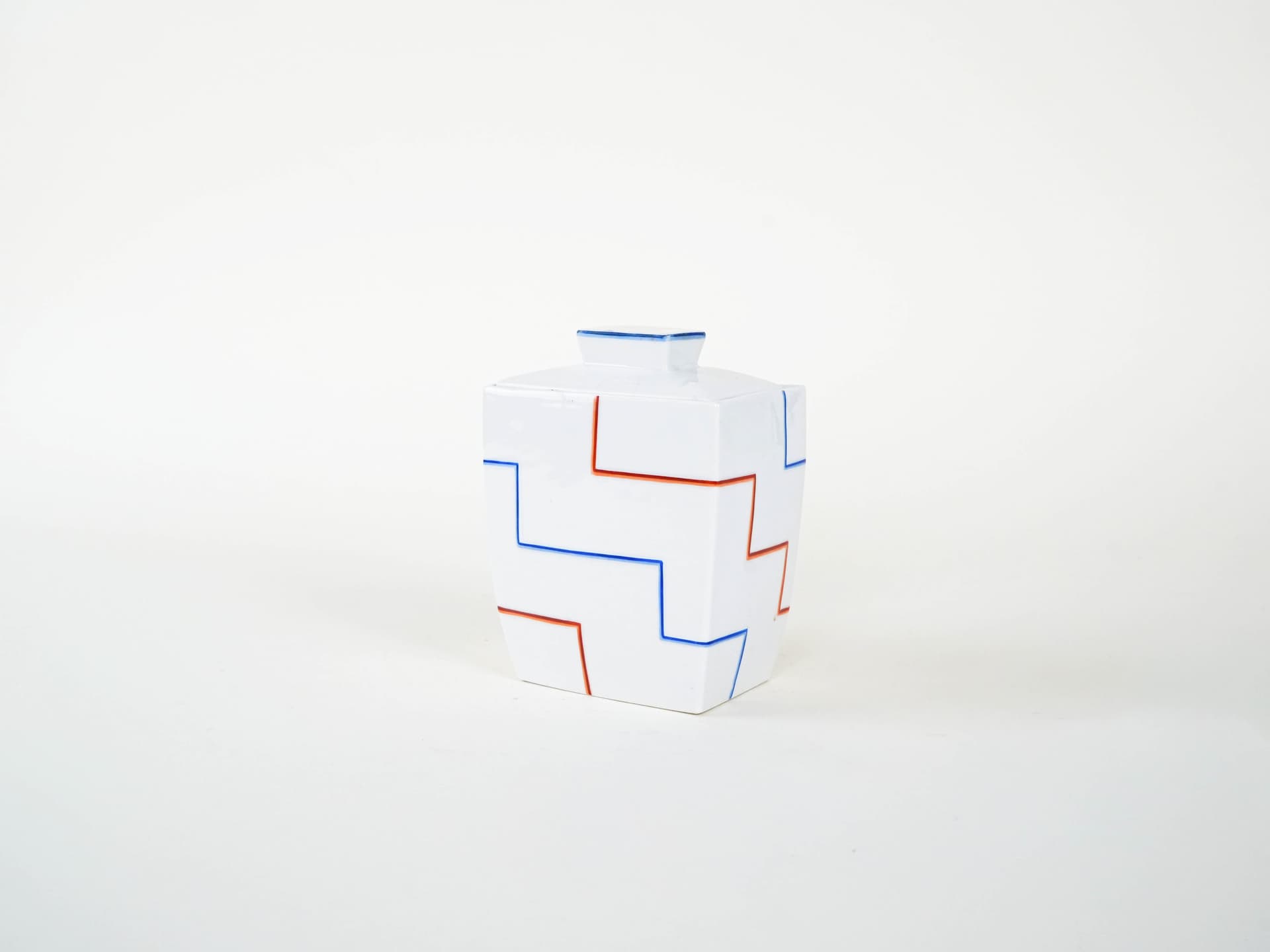 Wazon modernistyczny, biały, ceramika, Włochy, lata 70. - 225921