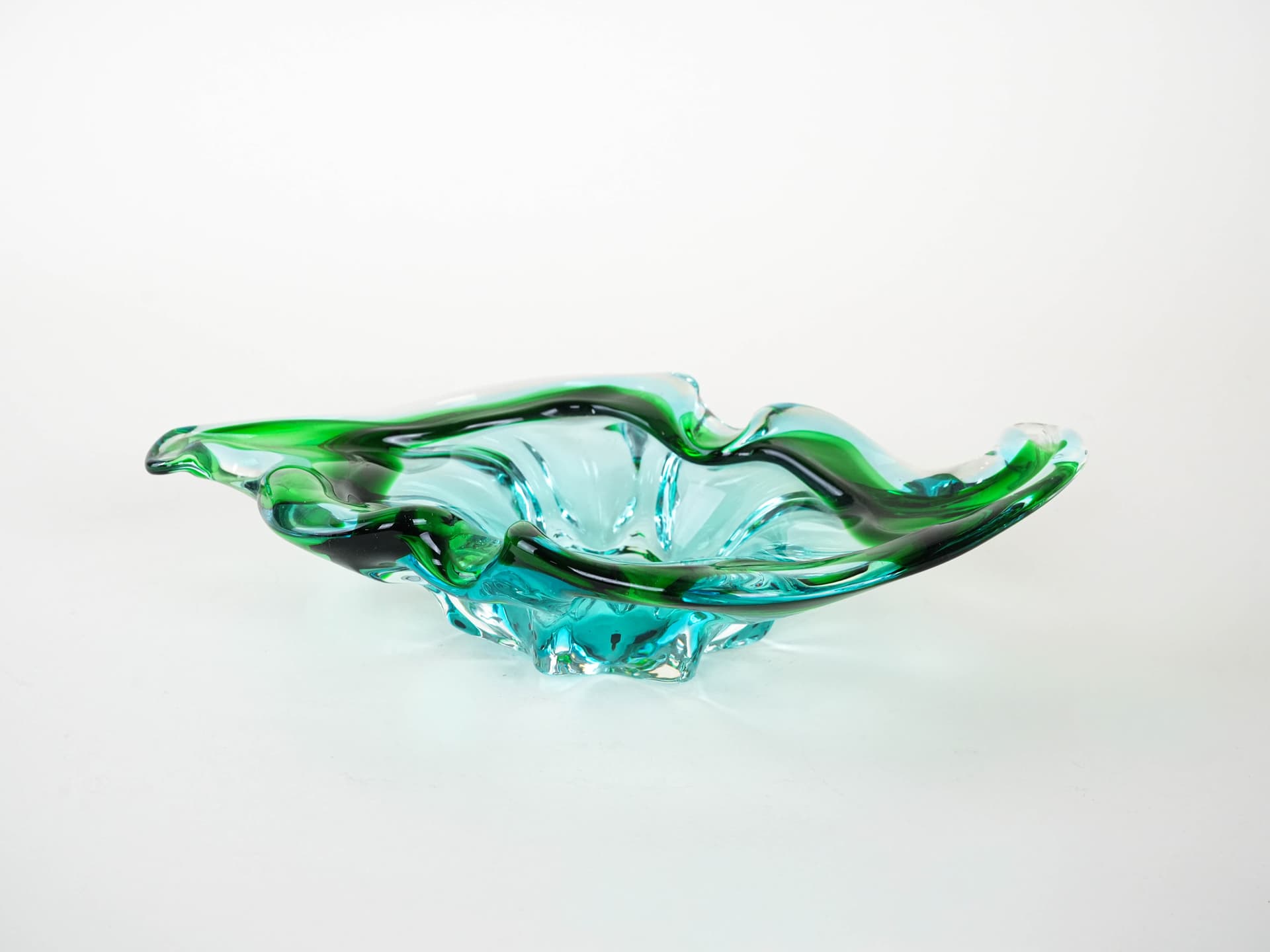 Centerpiece Murano, green glass, Italy, 1960s. - 226003