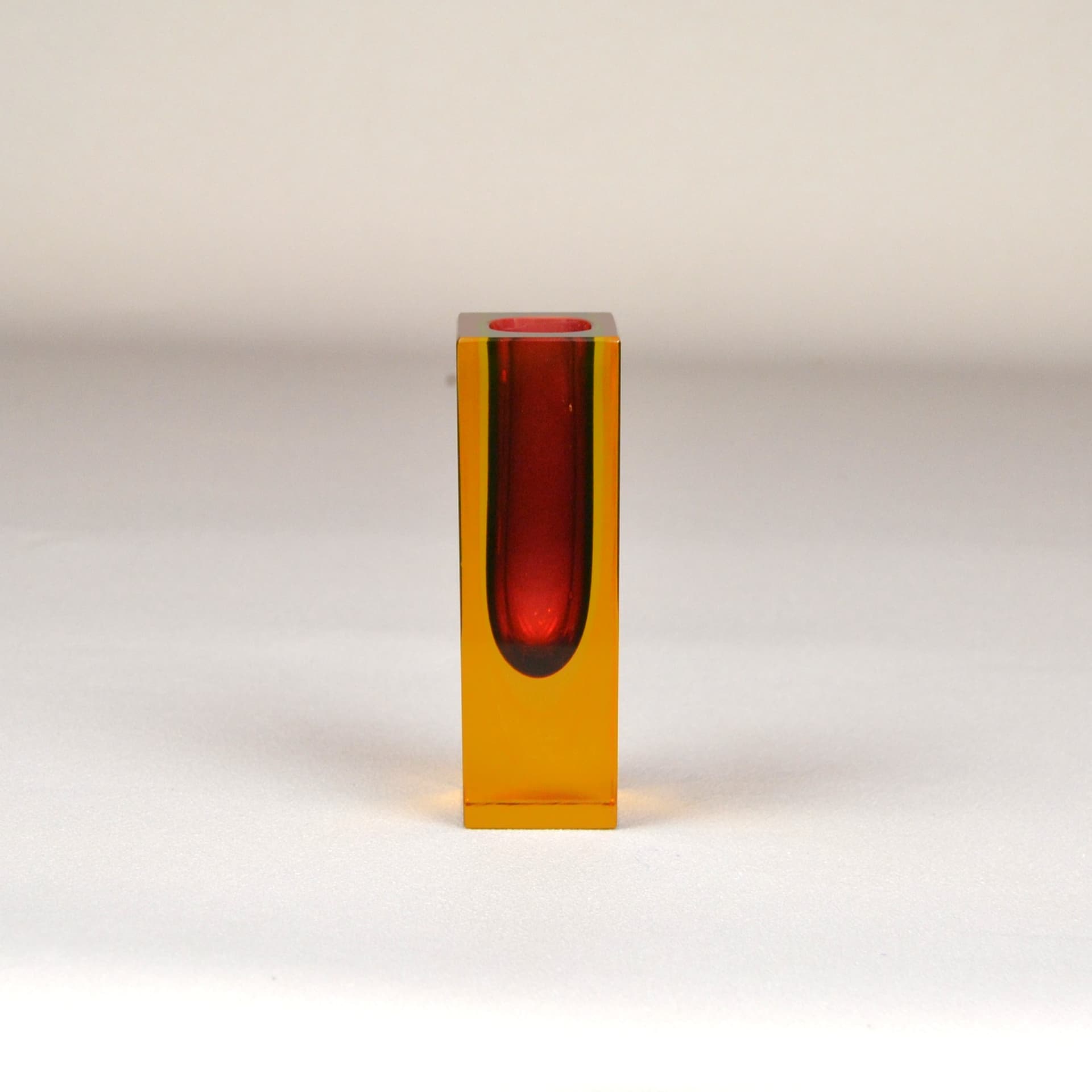 Wazon Murano Mandruzzato, szkło czerwony, Włochy, lata 50. - 1630