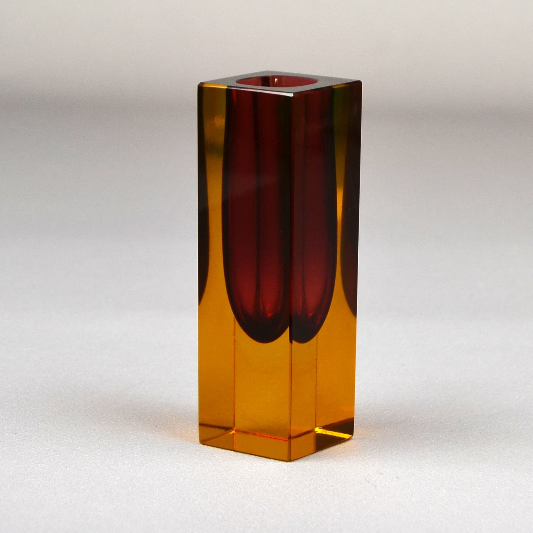 Wazon Murano Mandruzzato, szkło czerwony, Włochy, lata 50. - 1633