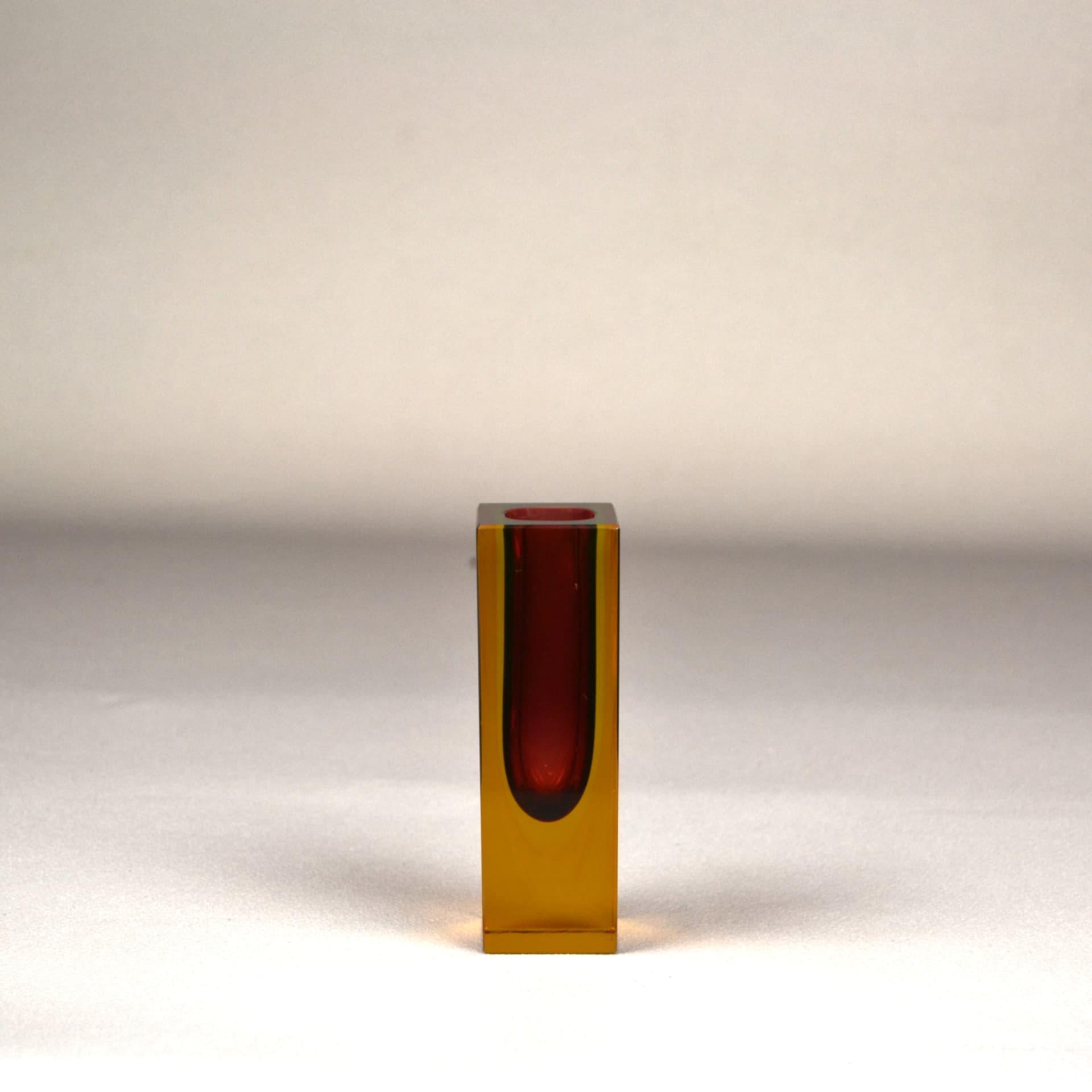 Wazon Murano Mandruzzato, szkło czerwony, Włochy, lata 50. - 1634