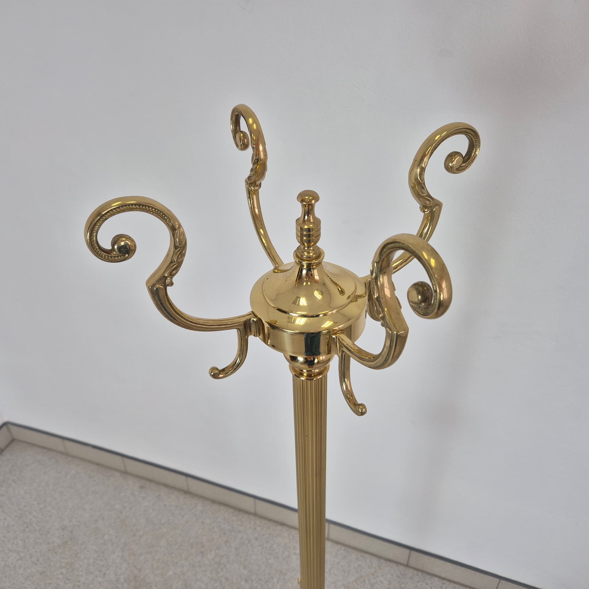 Standing coat rack, gold brass, Germany, 1960s. - 226453