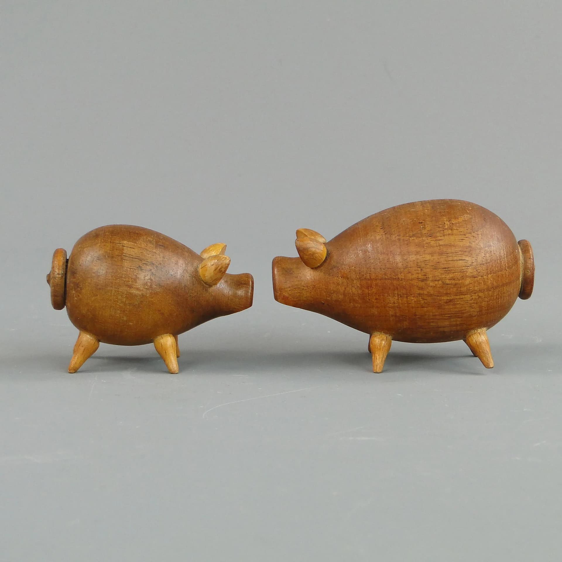 Para solniczek świnki, brązowy, orzech, Szwecja, lata 60. - 16607