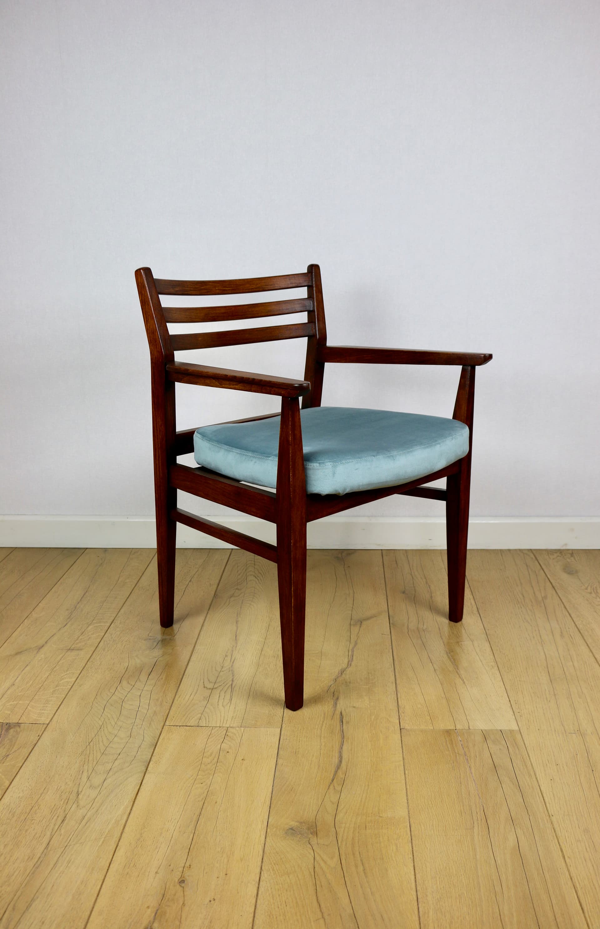 Office armchair, blue velvet, walnut-stained beech, Poland, 1970s. - 227297