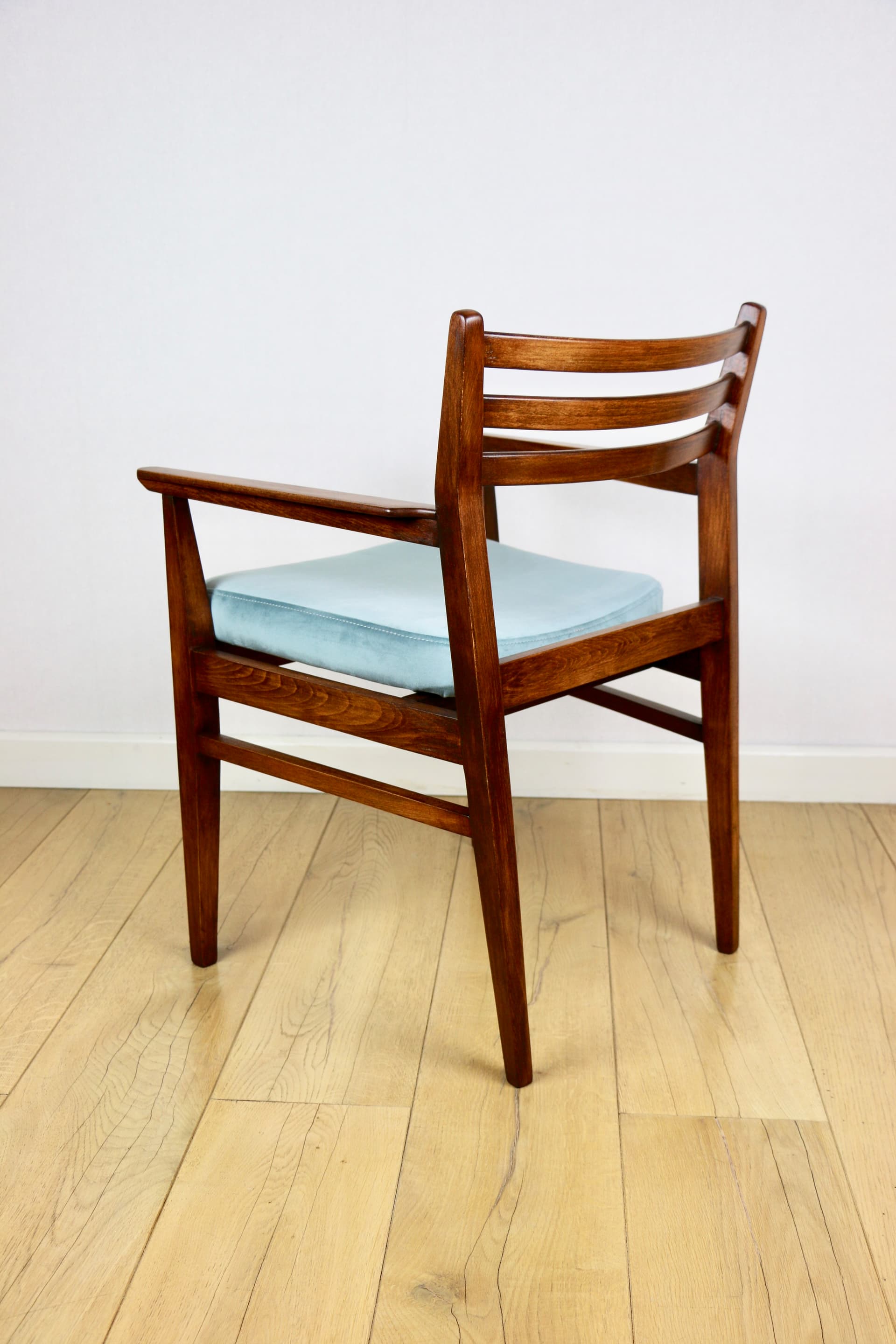 Office armchair, blue velvet, walnut-stained beech, Poland, 1970s. - 227291