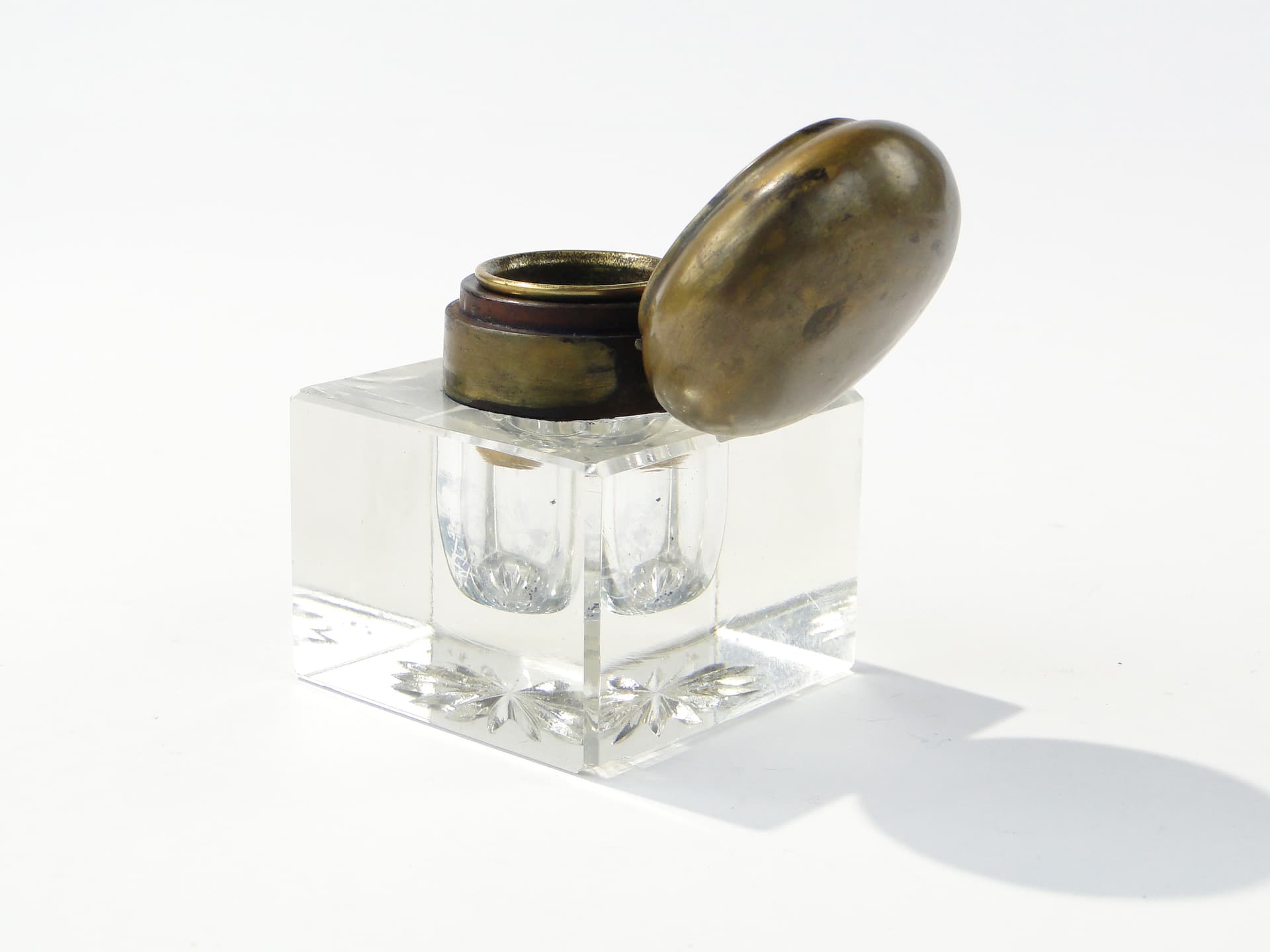 Kałamarz, transparentny kryształ, mosiądz, Austria, lata 20. - 227609