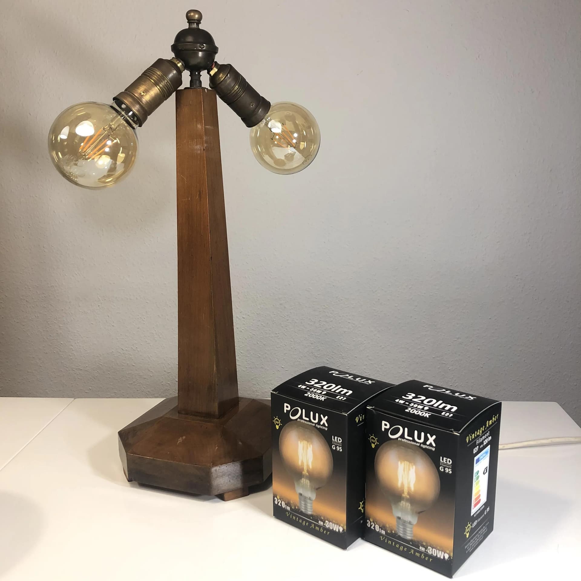 Lampa gabinetowa, drewno tekowe brązowy ciemny, mosiądz, Niemcy, lata 60. - 16726