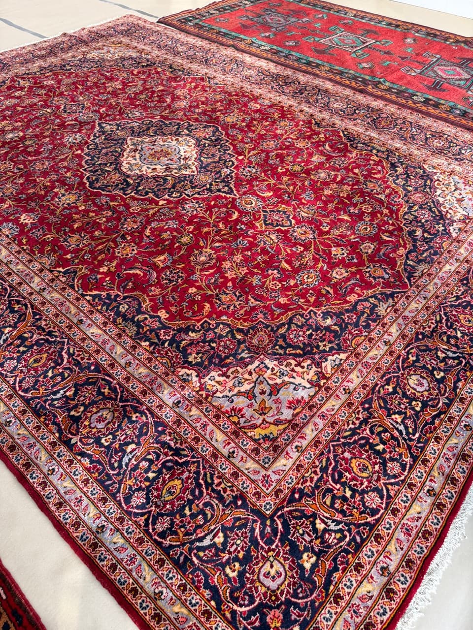 Rug Keshan 415x305 cm, red wool, Iran - 227649