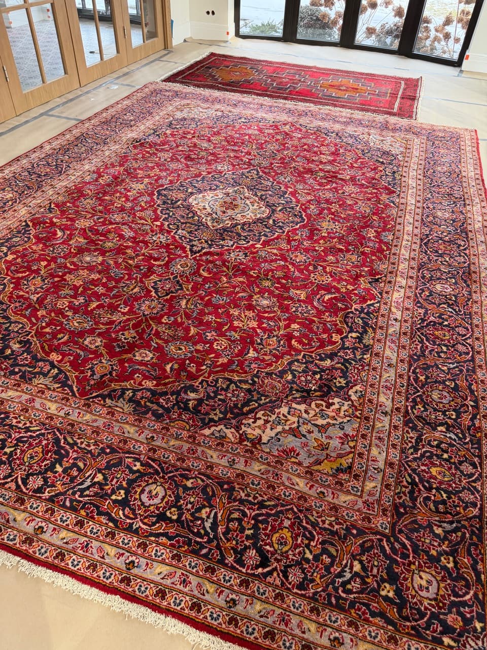 Rug Keshan 415x305 cm, red wool, Iran - 227638