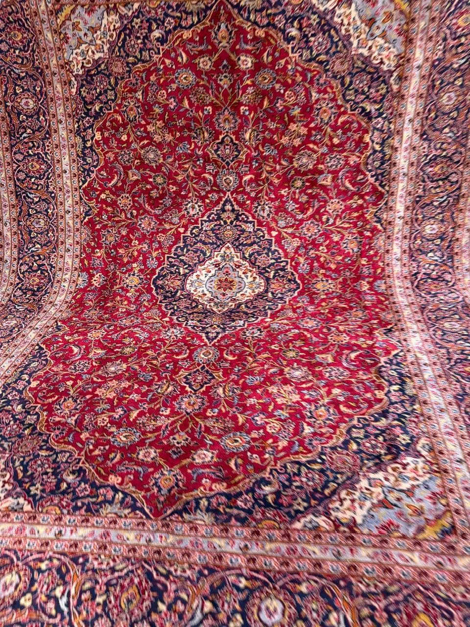 Rug Keshan 415x305 cm, red wool, Iran