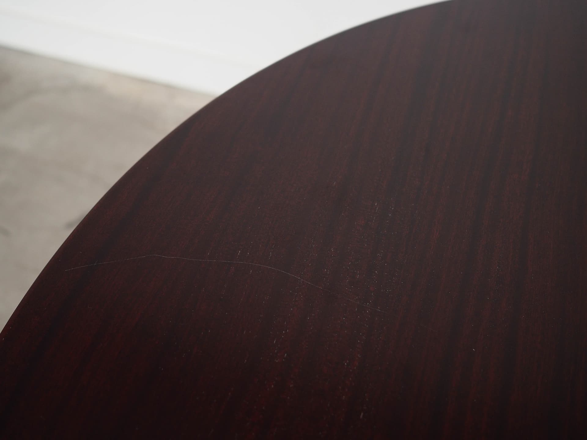 Round dining table, mahogany, Denmark, 1970s. - 227736