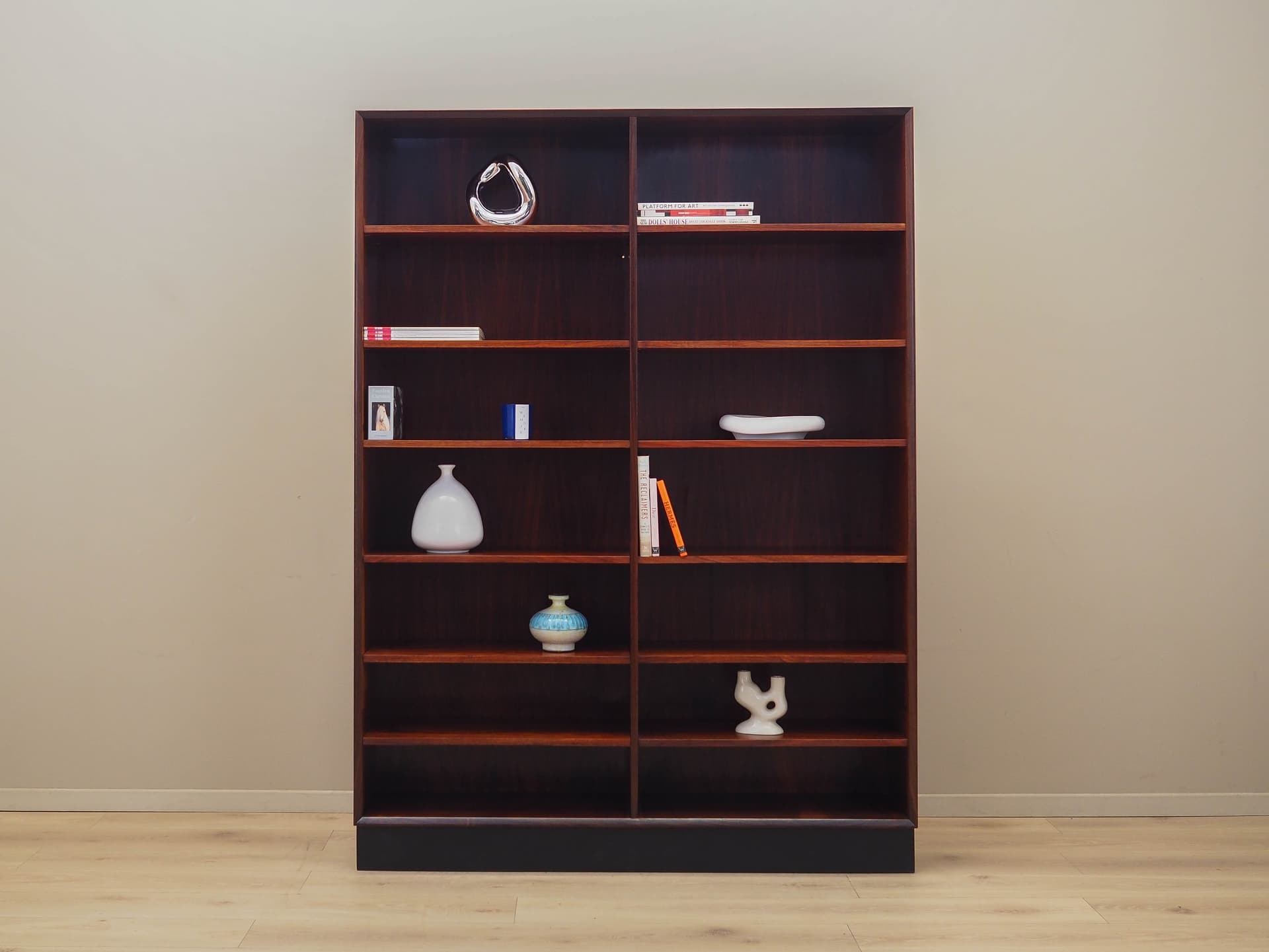 Bookcase, brown rosewood, Hundevad&Co., Denmark, 1970s. - 227791
