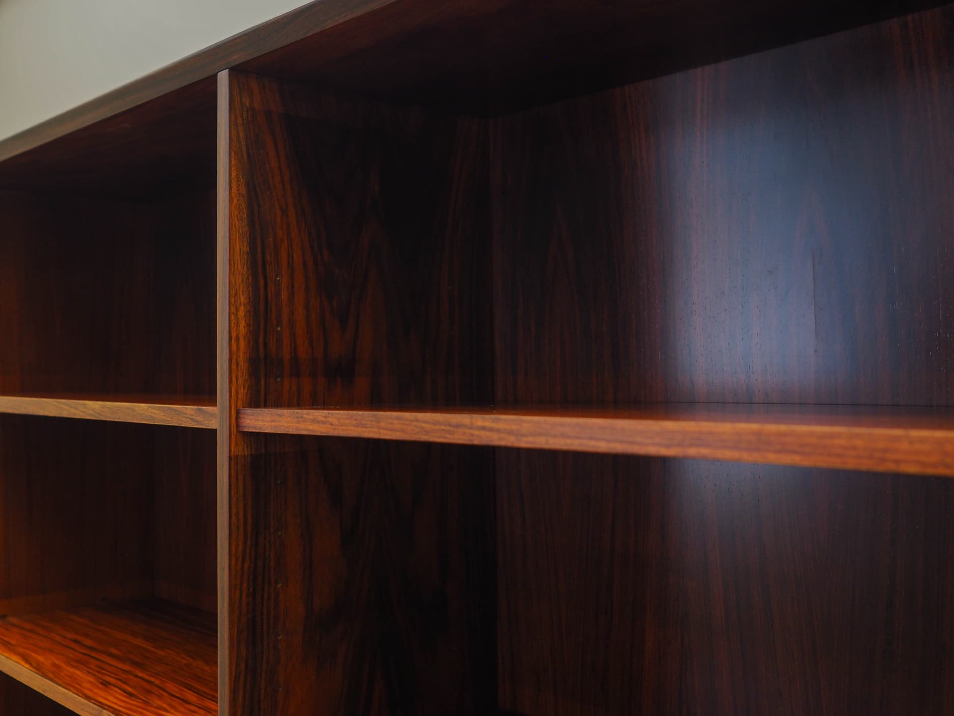 Bookcase, brown rosewood, Hundevad&Co., Denmark, 1970s. - 227798
