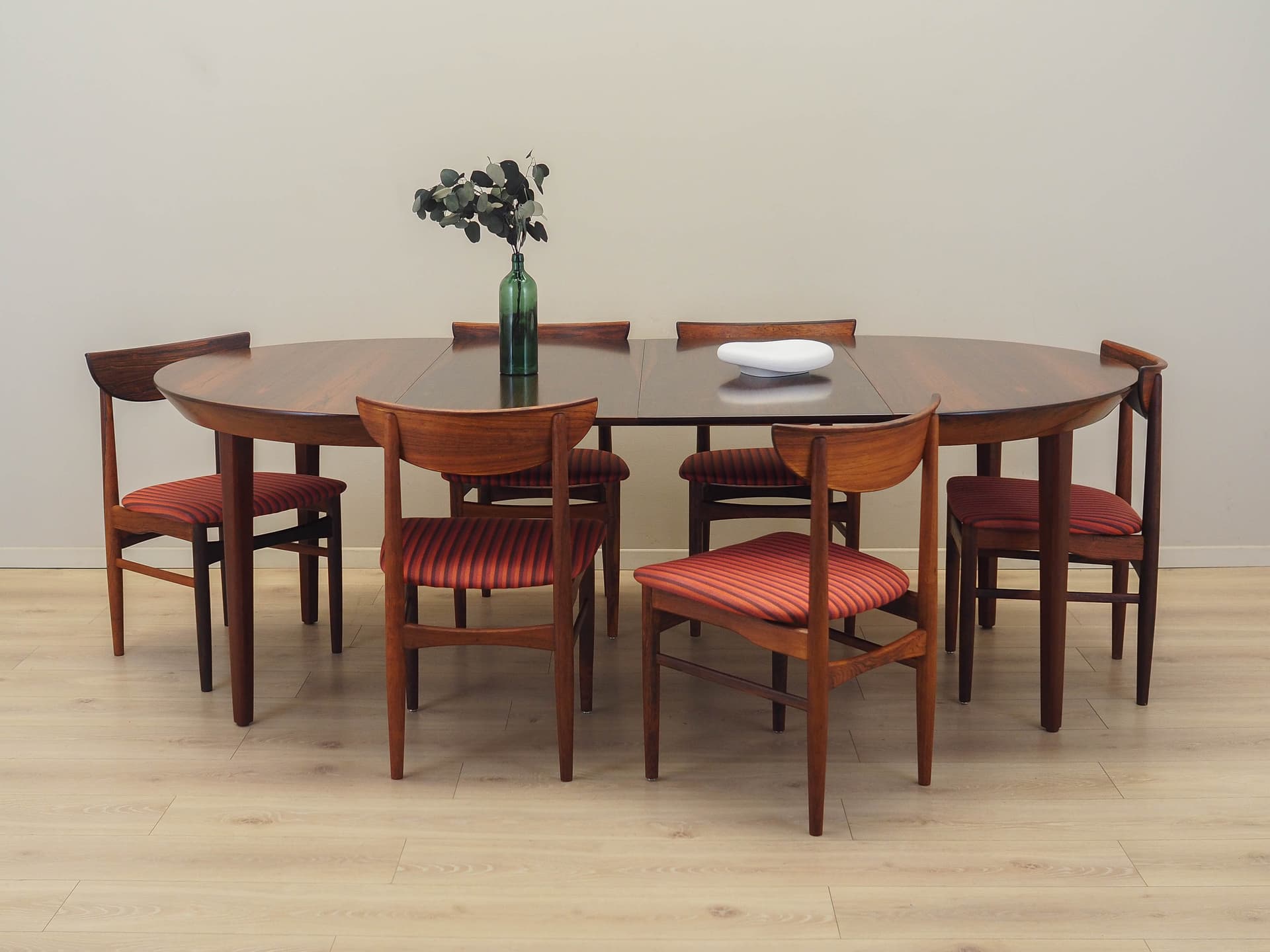 Set of six chairs, multicolor rosewood, Skovby Møbelfabrik, Denmark, 1970s. - 227929