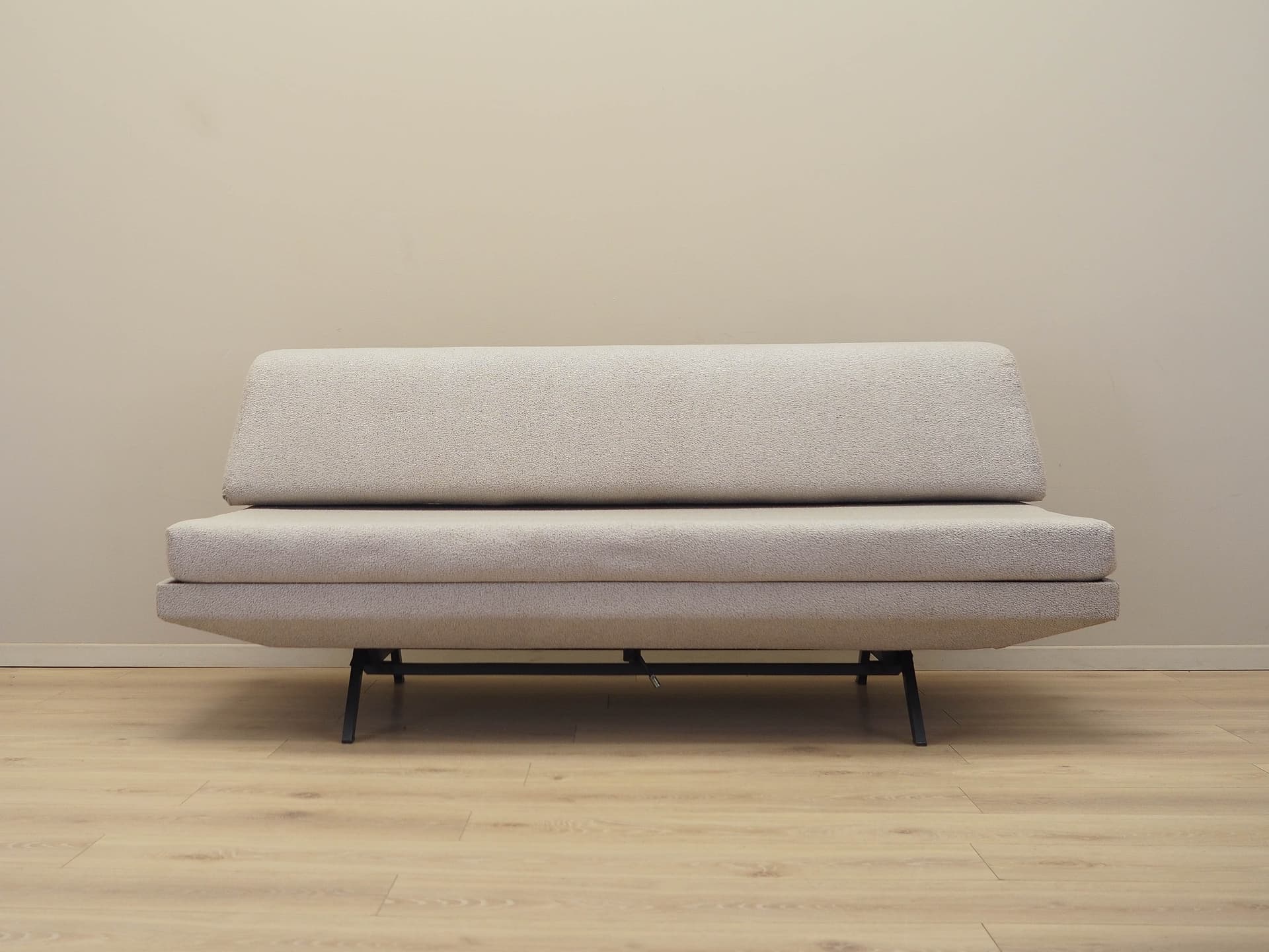 Sofa daybed, beige fabric, black metal, Italy, 1970s. - 227987