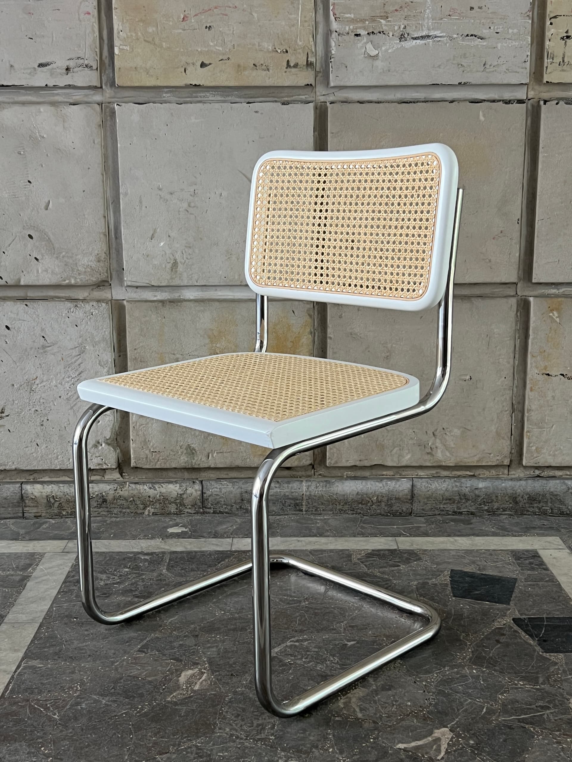 Zestaw 4 krzeseł z giętej stali wg proj. M.Breuer, Bauhaus, białe - 228302