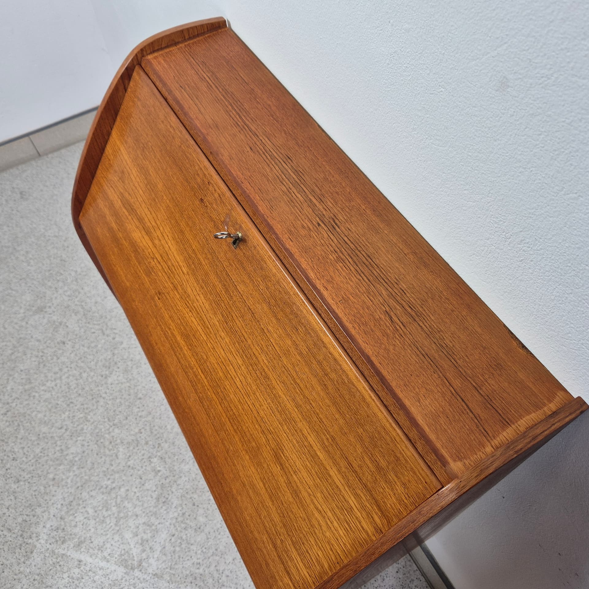 Sekretarzyk, teak brązowy, Norwegia, lata 60. - 228930