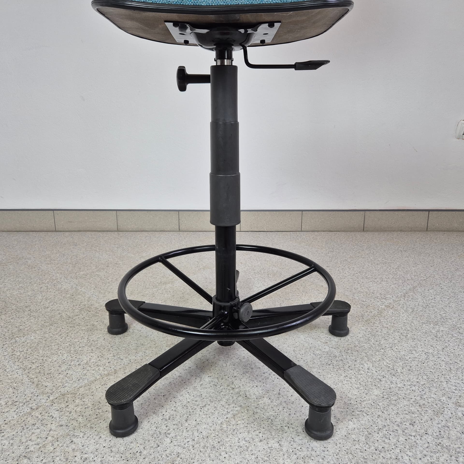 Krzesło biurowe, blue syntetyczna tkanina, metal czarny, Norwegia, lata 90. - 229012