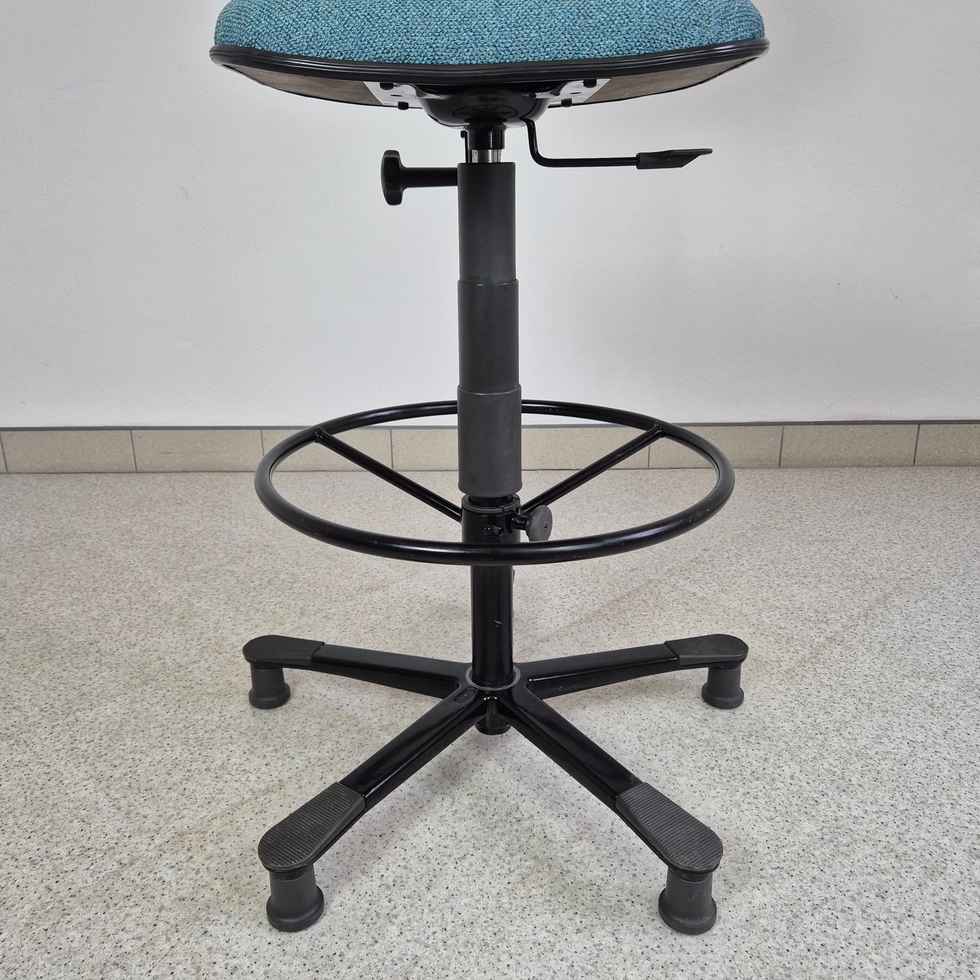 Krzesło biurowe, blue syntetyczna tkanina, metal czarny, Norwegia, lata 90. - 229009