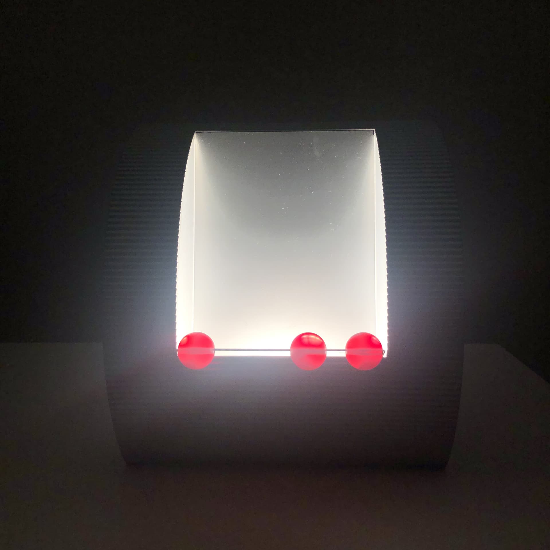 Para kinkietów, srebrny, aluminium, proj. J. Medebach, Belux, Szwajcaria, lata 90. - 16850