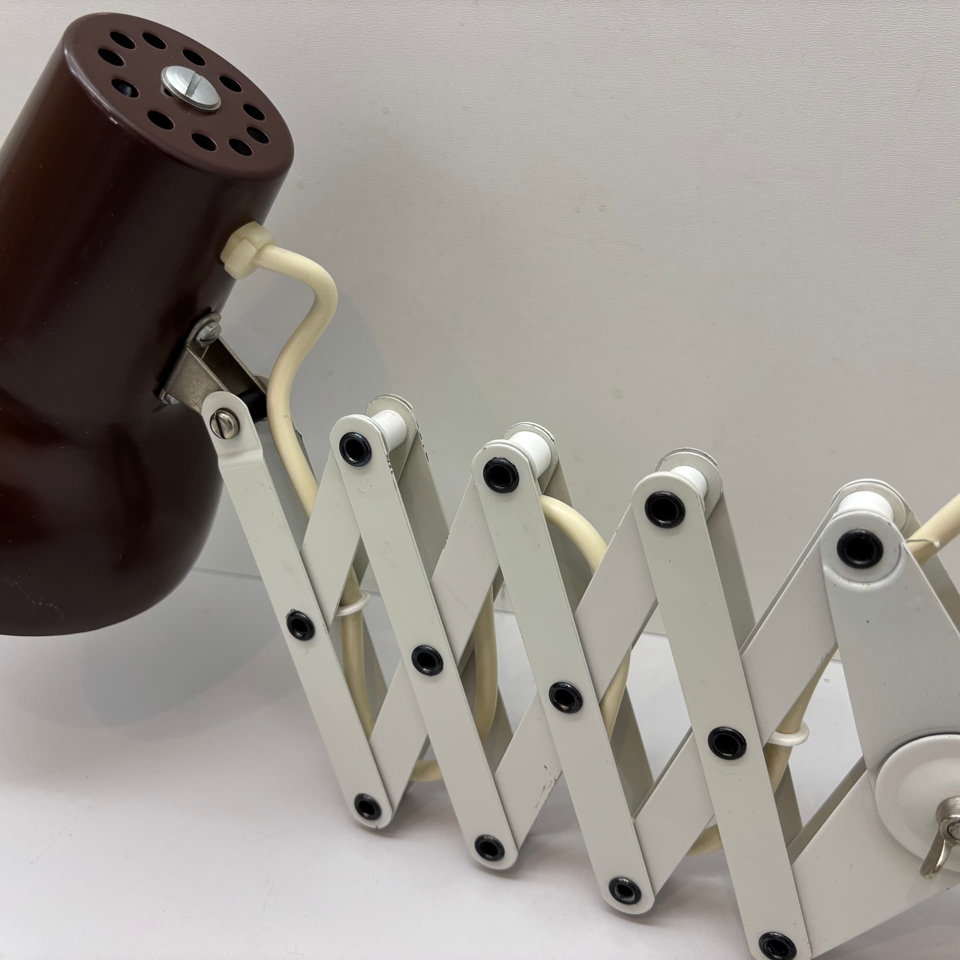 Kinkiet nożycowy, brązowy, aluminium, stal, Niemcy, lata 80. - 229224