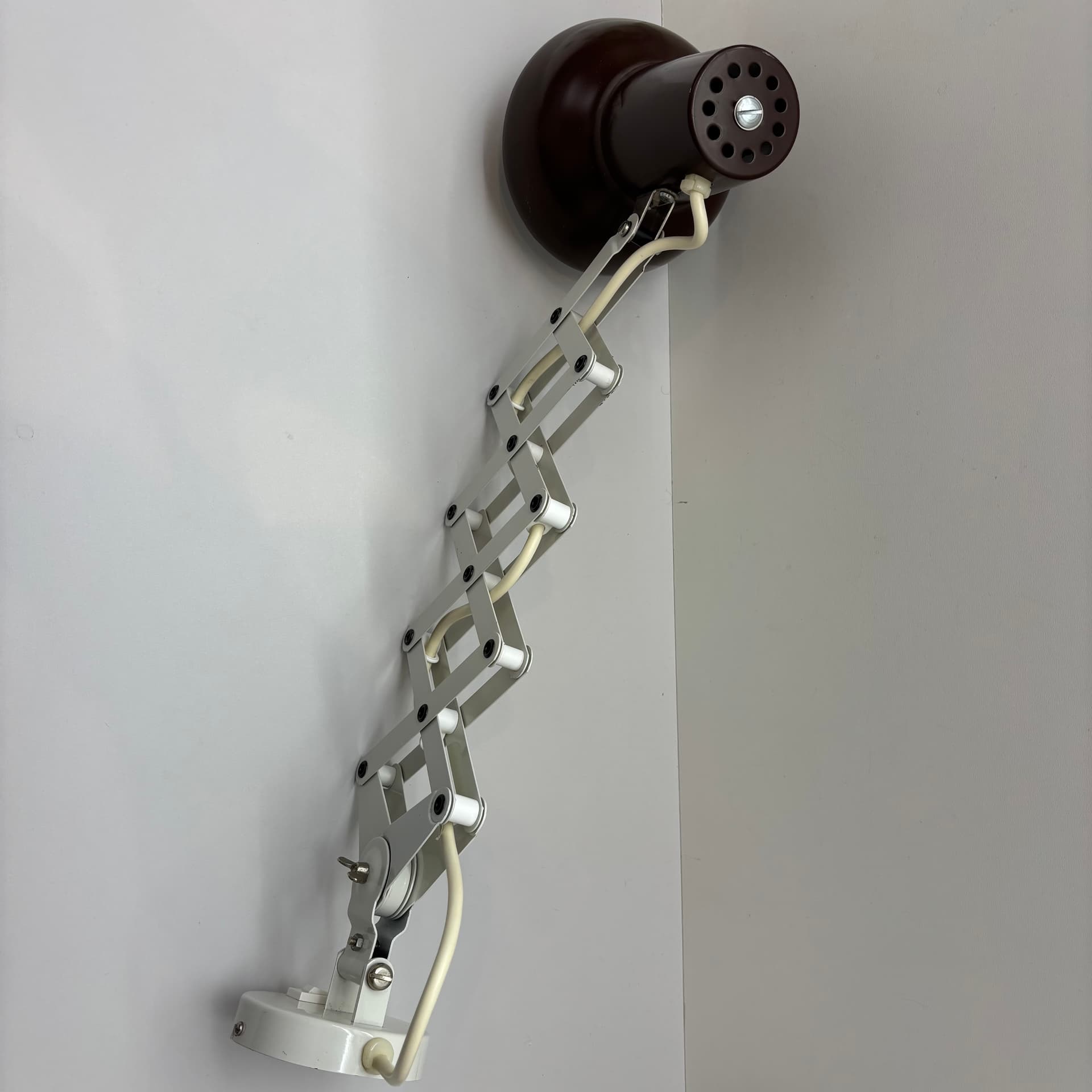 Kinkiet nożycowy, brązowy, aluminium, stal, Niemcy, lata 80. - 229217