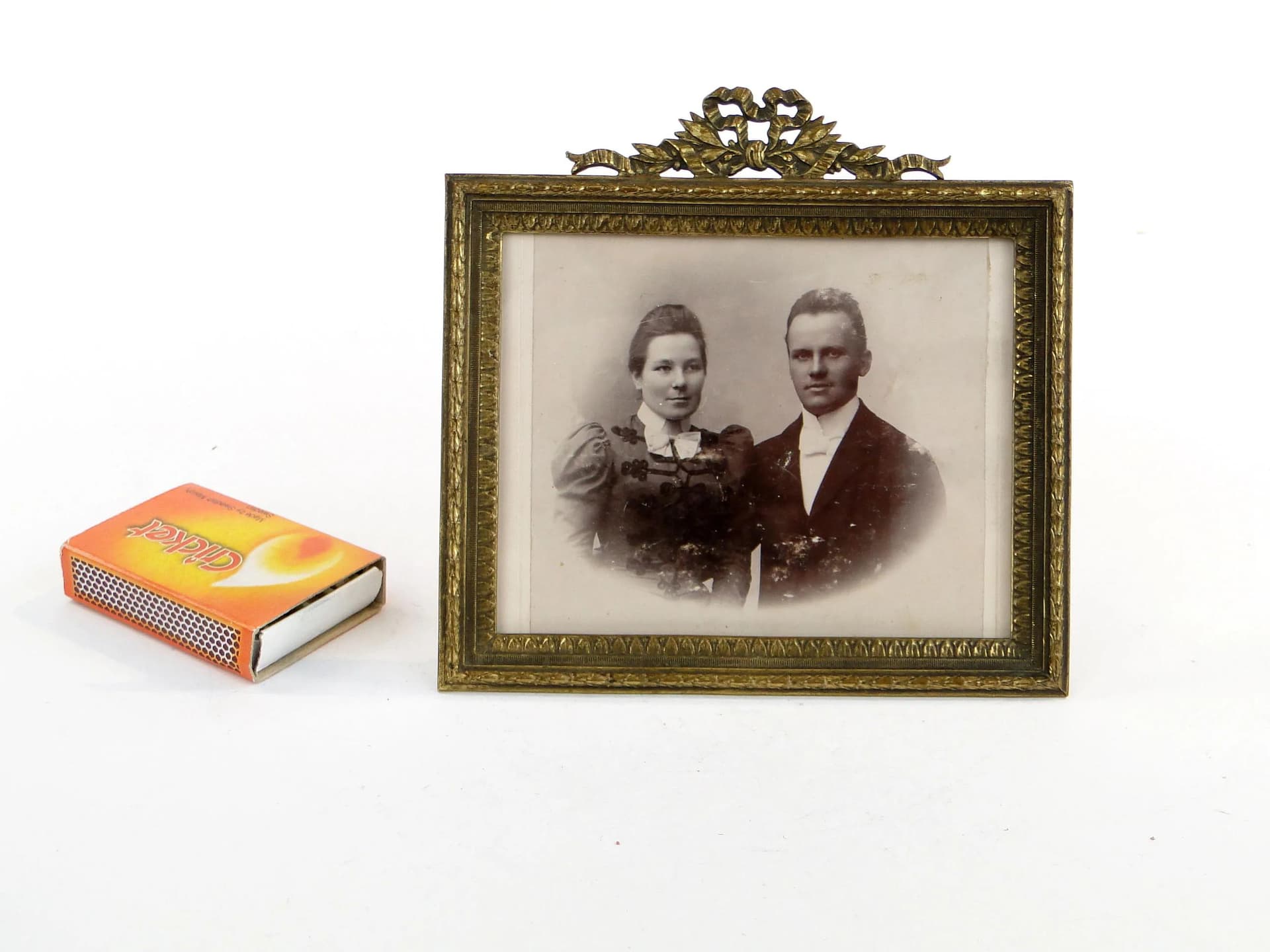 Photo Frame, Napoleon III, golden, bronze, France, 19th c. - 16874