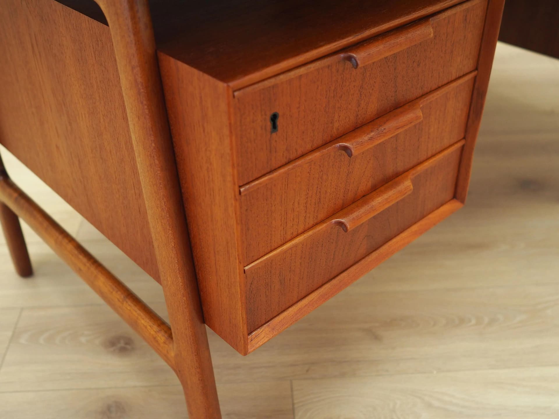 Desk model 75, teak, Omann Jun, Denmark, 1970s - 16798