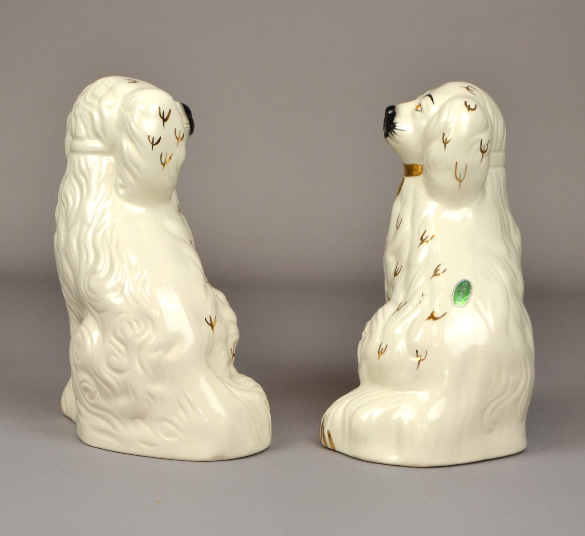 Para figurek King Charles Spaniel, ivory white, porcelana, Beswick, lata 60. - 1671